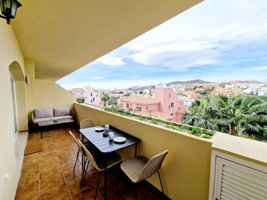 Ferienwohnung Royal Golf View: 2Br, Pools & Ac Sitio de Calahonda Exterior foto
