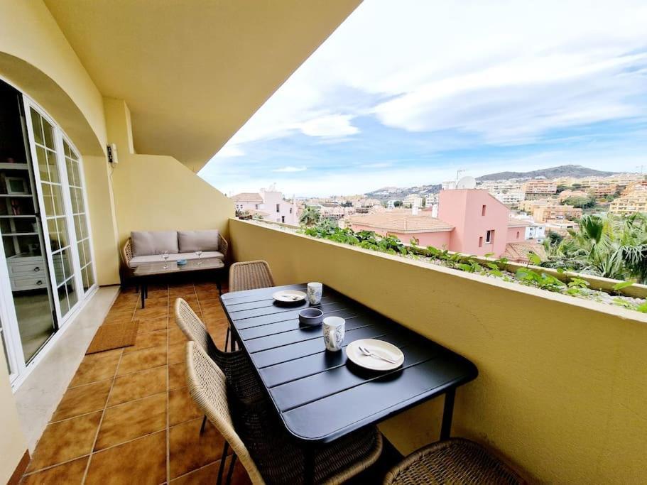 Ferienwohnung Royal Golf View: 2Br, Pools & Ac Sitio de Calahonda Exterior foto